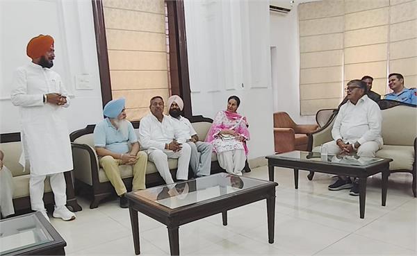 union minister of state  governor  preneet kaur