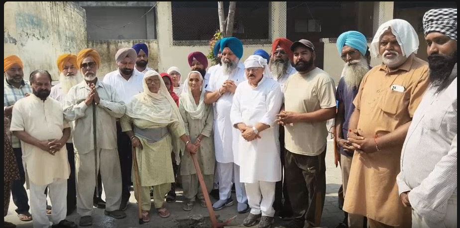 ਦੋਰਾਹਾ ''ਚ ਬਣੇਗਾ ਕਮਿਊਨਿਟੀ ਹਾਲ, MLA ਗਿਆਸਪੁਰਾ ਨੇ ਰੱਖਿਆ ਨੀਂਹ ਪੱਥਰ