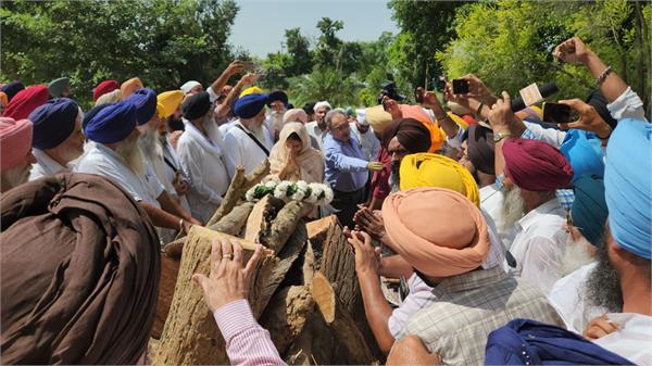 former minister  harmel singh tohra  cremated