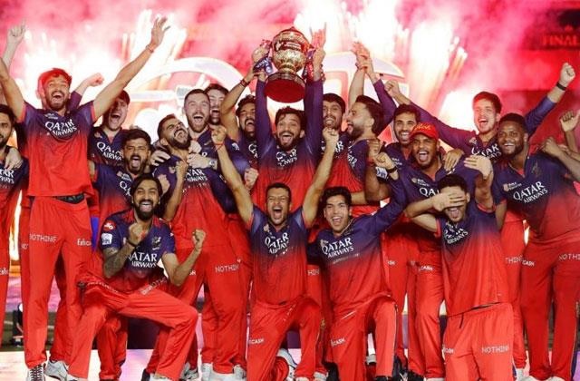 IPL 2026 ਤੋਂ ਪਹਿਲਾਂ ਵਿਕ ਜਾਵੇਗੀ RCB! ਇਤਿਹਾਸ ਦੀ ਸਭ ਤੋਂ ਵੱਡੀ ਡੀਲ ਦਾ ਦਾਅਵਾ