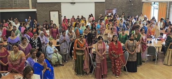 punjabi women performed a flood of songs and dances at teej mela