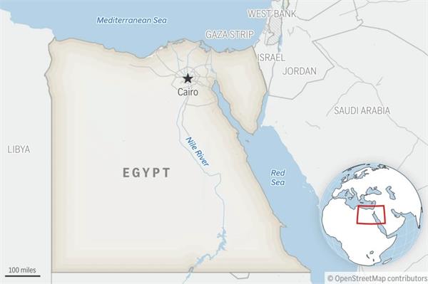 a fire and a building collapse in egypt s nile delta leave 8 people dead
