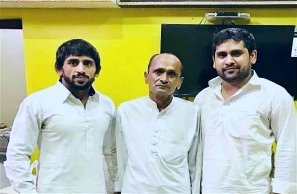 olympian wrestler bajrang punia  s father passes away