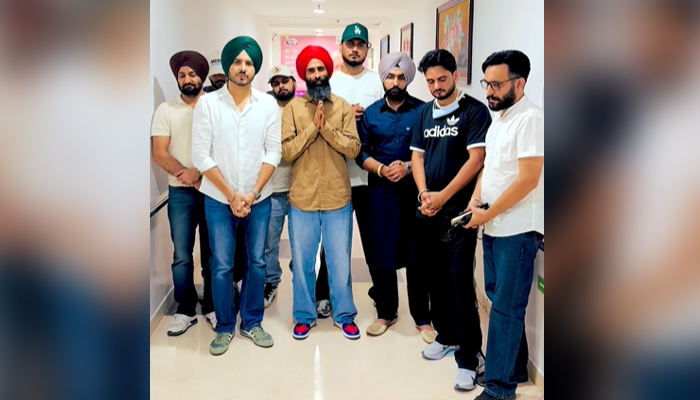 ''ਅੱਜ ਦੀ ਰਾਤ ਰਾਜਵੀਰ ਲਈ ਅਰਦਾਸ ਦੀ ਬਹੁਤ ਲੋੜ...'' ਕੰਵਰ ਗਰੇਵਾਲ ਨੇ ਪੰਜਾਬੀਆਂ ਨੂੰ ਕੀਤੀ ਭਾਵੁਕ ਅਪੀਲ