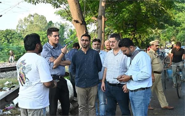 municipal commissioner conducted a surprise inspection