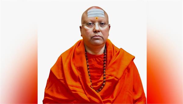 chaitanyananda saraswati changed 15 hotels  2 passports during 2 months