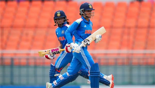 team india lost match by 8 wickets