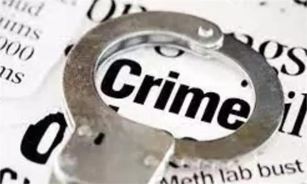 two doctors attacked with iron rods and sharp weapons