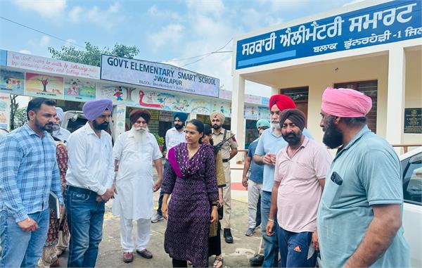 deputy commissioner inspects affected school buildings