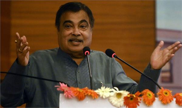 gadkari said attempts are being made to divide the society