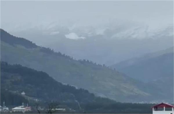 strange weather in himachal  after heavy rain