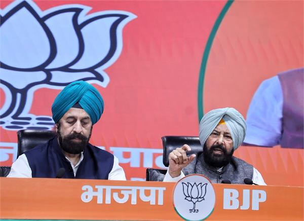 people will not let aap enter villages after the election code of conduct