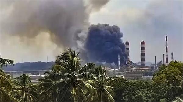 explosion at oil refinery in karnataka