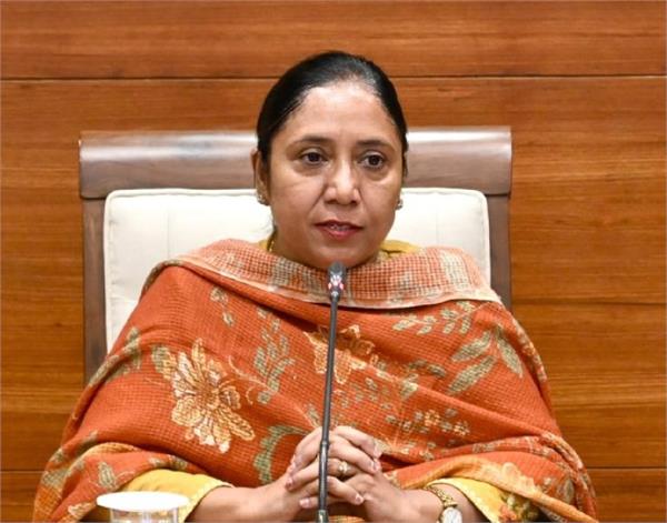 rs 9 75 crore spent on free sanitary pad scheme  dr  baljit kaur