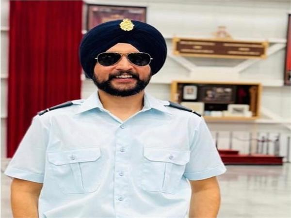 punjab boy  harjot singh virk  officer  canadian air force