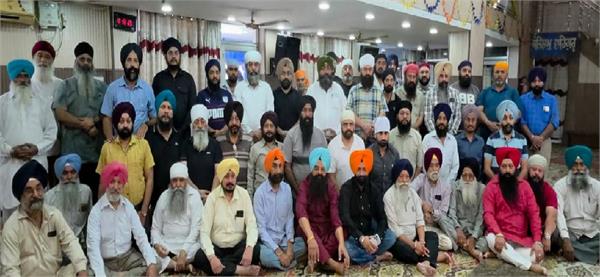 all political parties should provide due representation to sikh figures