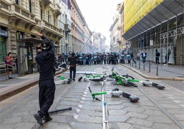 shops looted during protests against inflation in italy
