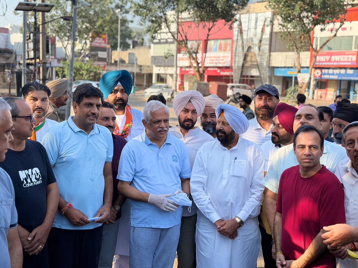 ਗਾਂਧੀ ਜਯੰਤੀ ਮੌਕੇ ਪੰਜਾਬ ਭਾਜਪਾ ਪ੍ਰਧਾਨ ਦੀ ਅਗਵਾਈ 'ਚ ਚਲਾਈ ਗਈ ਸਵੱਛਤਾ ਮੁਹਿੰਮ