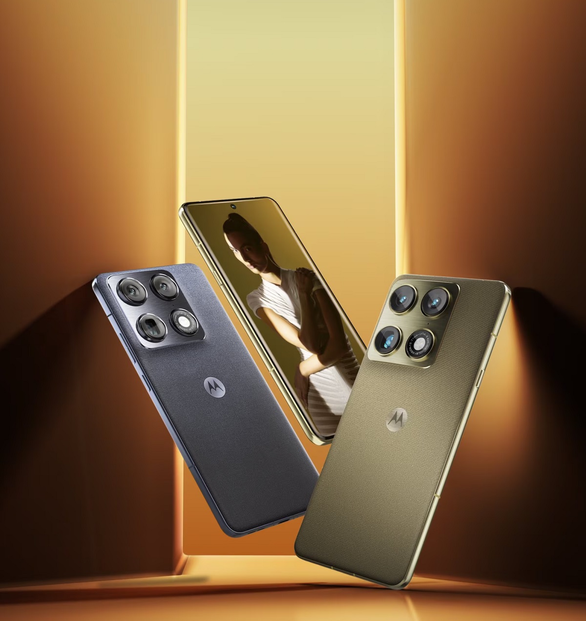 ਇਹ ਕੰਪਨੀ ਦੇ ਰਹੀ Motorola ਦੇ ਧਾਕੜ ਫੋਨ ''ਤੇ 15,000 ਦਾ ਡਿਸਕਾਊਂਟ ! ਜਾਣੋ ਫੀਚਰਜ਼