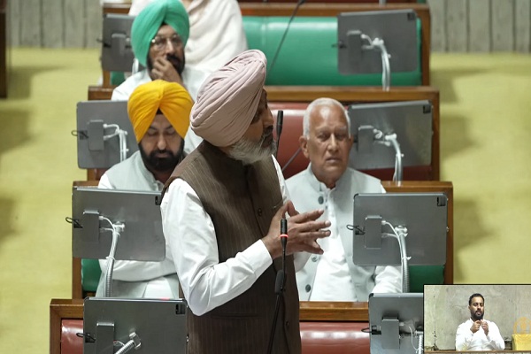 ਪੰਜਾਬ ਵਿਧਾਨ ਸਭਾ ''ਚ SIR ਖ਼ਿਲਾਫ਼ ਮਤਾ ਪੇਸ਼, ਪੜ੍ਹੋ ਸਦਨ ''ਚ ਹਰਪਾਲ ਚੀਮਾ ਨੇ ਕੀ ਕਿਹਾ