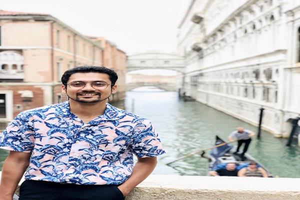 tript bansal gets a hefty package of rs 800 crore