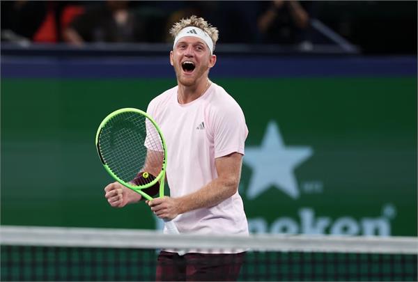 alejandro davidovich fokina won the shanghai masters title 