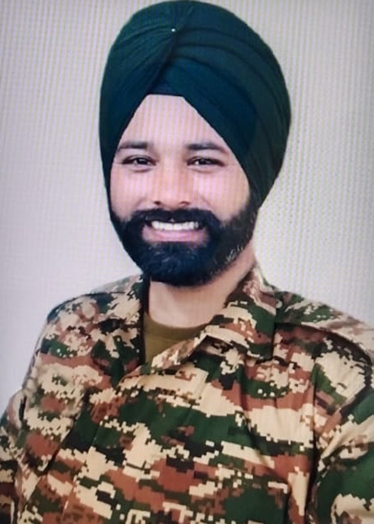 ਪੰਜਾਬ ਦਾ ਇਕ ਹੋਰ ਜਵਾਨ ਸ਼ਹੀਦ, ਪਰਿਵਾਰ ''ਚ ਸੋਗ ਦੀ ਲਹਿਰ