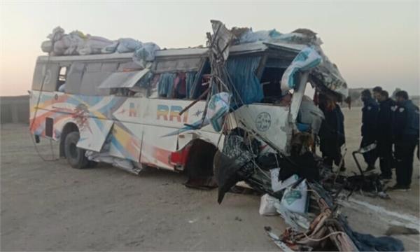passengers bus overturns