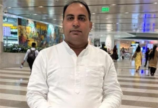 film producer amit jani says his suv was chased