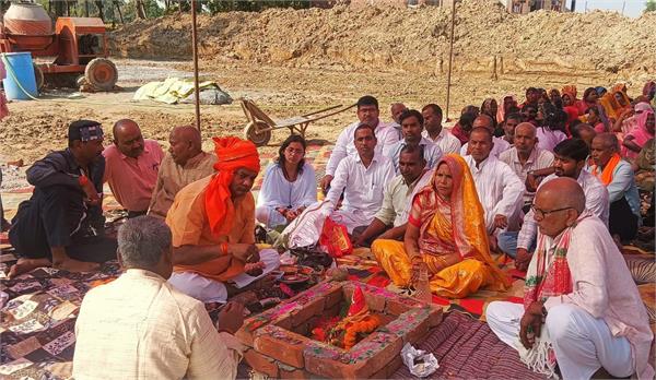 foundation stone laid for a community hall