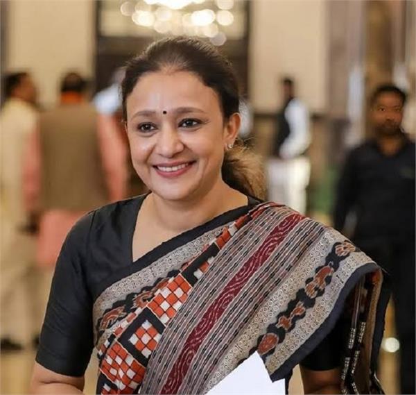 mona mishra  s coronation