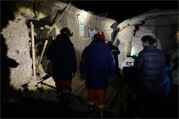 quake hits tibet