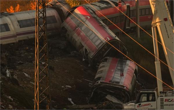 violence erupts after train accident in spain