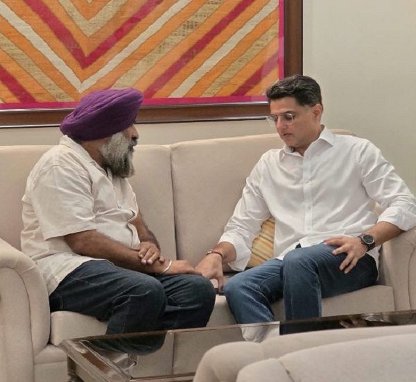 ਪਰਗਟ ਸਿੰਘ ਨੇ ਸਚਿਨ ਪਾਇਲਟ ਨਾਲ ਦਿੱਲੀ ''ਚ ਕੀਤੀ ਮੁਲਾਕਾਤ, ਅਗਲੀ ਰਣਨੀਤੀ ''ਤੇ ਕੀਤੀ ਚਰਚਾ