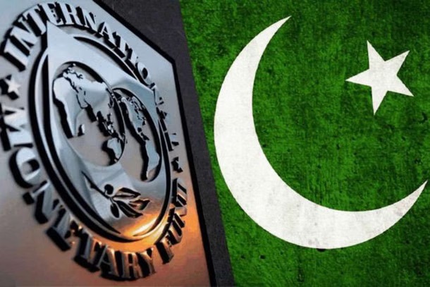 ਪਾਕਿਸਤਾਨ ਦੇ ਬਜਟ ''ਤੇ IMF ਚਲਾਏਗਾ ''ਕੈਂਚੀ'' ! 300 ਅਰਬ ਰੁਪਏ ਦੀ ਕਟੌਤੀ ''ਤੇ ਹੋ ਰਿਹਾ ਵਿਚਾਰ
