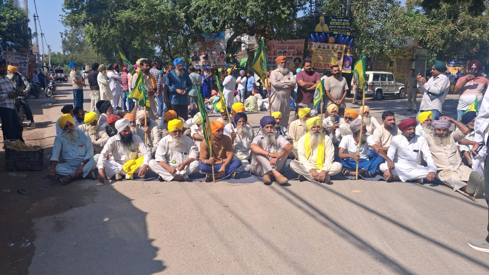 ਪਰਵਿੰਦਰ ਸਿੰਘ ਝੋਟਾ ਦੇ ਕਤਲ ਖ਼ਿਲਾਫ਼ ਪਾਇਲ ’ਚ ਰੋਸ ਮੁਜ਼ਾਹਰਾ, ਬੱਸ ਅੱਡਾ ਤੇ ਮੁੱਖ ਸੜਕ ਜਾਮ