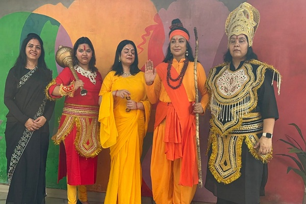 108 ਤੋਂ ਵੱਧ ਔਰਤਾਂ ਮੰਚ ’ਤੇ ਉਤਾਰਨਗੀਆਂ ''ਰਾਮਾਇਣ'', AI ਡਿਜੀਟਲ ਤਕਨੀਕ ਨਾਲ ਹੋਵੇਗਾ ਮੰਚਨ
