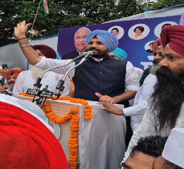 ''ਭਾਵੇਂ ਸਚਿਨ ਪਾਇਲਟ ਮੇਰੀ ਟਿਕਟ ਕੱਟ ਦੇਣ ਪਰ...'', ਰਾਜਾ ਵੜਿੰਗ ਨੇ ਸਪੱਸ਼ਟ ਕੀਤਾ ਆਪਣਾ ਸਟੈਂਡ