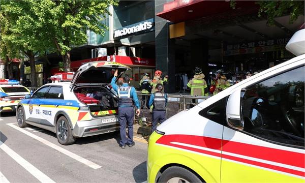 incident in shopping mall