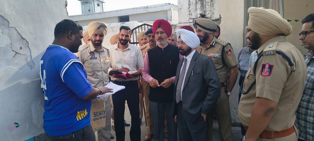 ਹਰਬੰਸ ਸਿੰਘ ਲੇਖੀ ਮਾਨਯੋਗ ਜ਼ਿਲਾ ਤੇ ਸੈਸ਼ਨ ਜੱਜ ਗੁਰਦਾਸਪੁਰ ਵੱਲੋਂ ਕੇਂਦਰੀ ਜੇਲ੍ਹ ਗੁਰਦਾਸਪੁਰ ਦਾ ਦੌਰਾ