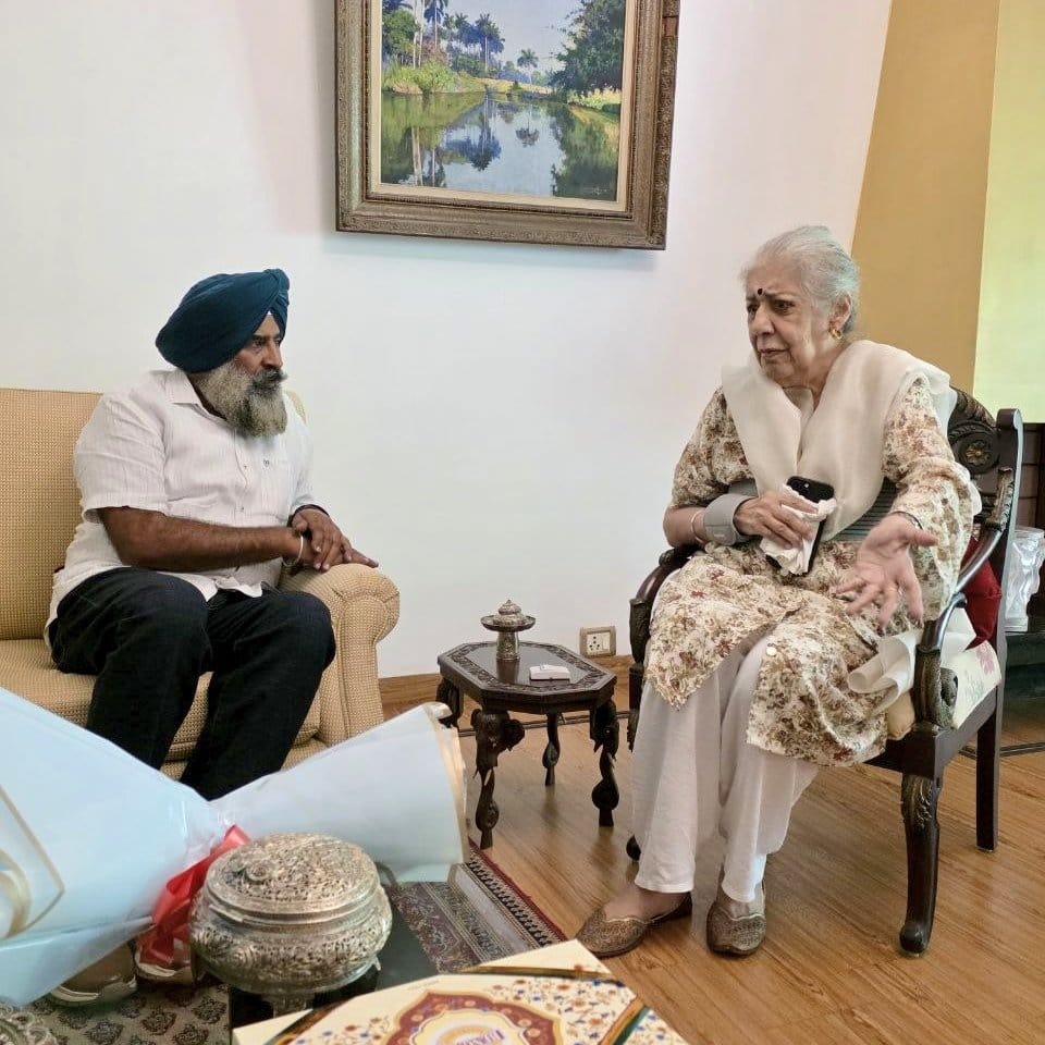 ਪੰਜਾਬ ਕਾਂਗਰਸ ਦੀ ਕਮਾਨ ਸੰਭਾਲਣ ਤੋਂ ਪਹਿਲਾਂ ਪਰਗਟ ਸਿੰਘ ਨੇ ਅੰਬਿਕਾ ਸੋਨੀ ਨਾਲ ਕੀਤੀ ਮੁਲਾਕਾਤ