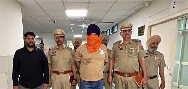 accused who intercepted a vehicle and opened indiscriminate fire arrested