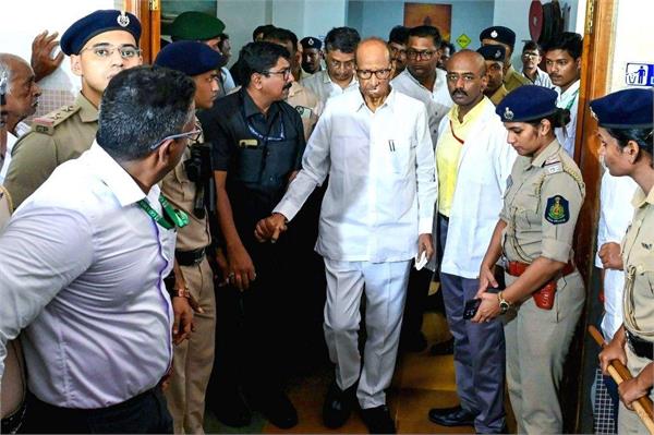 goa  sharad pawar visits gmch to pay tribute to nana patekar