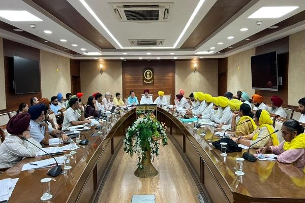 farmers meeting