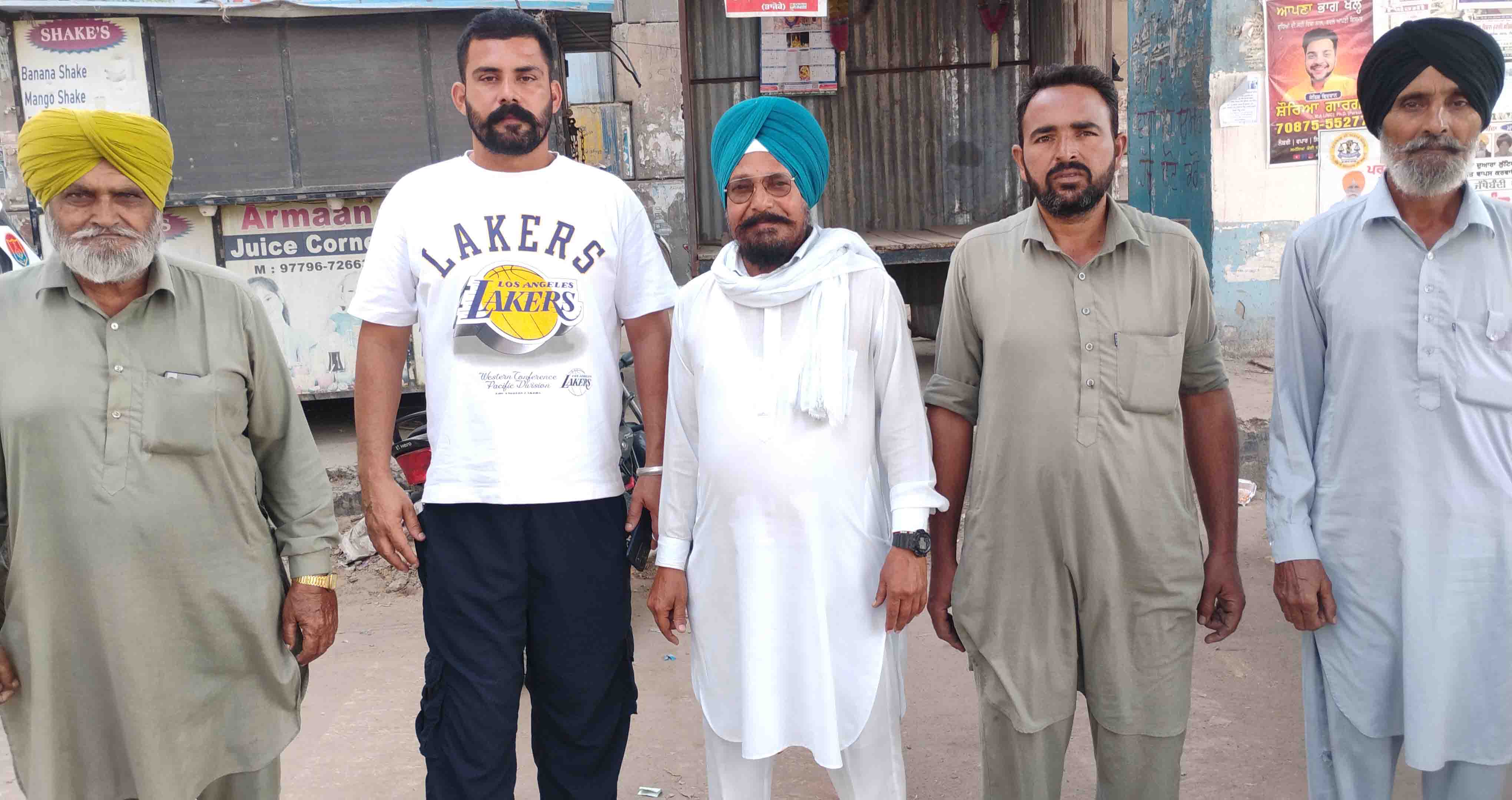 ਬੱਸ ਅੱਡੇ ਦੀ ਪਰਚੀ ਦੇ ਠੇਕੇ ਨੂੰ ਲੈ ਕੇ ਭਖਿਆ ਵਿਵਾਦ, ਪ੍ਰਧਾਨ ''ਤੇ ਲੱਗੇ ਦੋਸ਼
