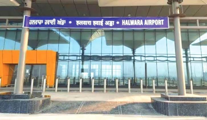 AIRPORT ''ਤੇ ਸਵਾਰੀ ਛੱਡਣ ਆਏ ਡਰਾਈਵਰ ਦੀ HEART ATTACK ਨਾਲ ਹੋਈ ਮੌਤ