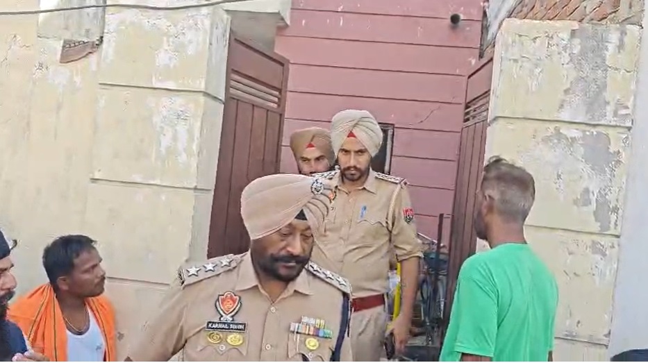 ਦੁਬਈ ਤੋਂ ਆਏ ਮੁੰਡੇ ਨੇ ਕੀਤਾ ਵੱਡਾ ਕਾਂਡ ! ਘਰ ''ਚ ਵੜ ਕੇ ਕੁੜੀ ਤੇ ਮਾਂ ''ਤੇ ਕੀਤਾ ਹਮਲਾ, ਮਗਰੋਂ ਖ਼ੁਦ ਵੀ...