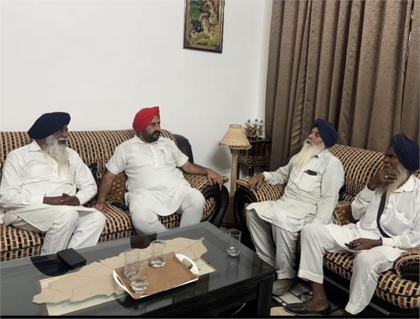 balwinder singh patwari  worker  meeting
