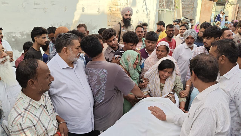 ਮੋਗਾ ਦੋਹਰਾ ਕਤਲ ਕਾਂਡ : ਪਰਿਵਾਰਾਂ ਵੱਲੋਂ ਭਾਰੀ ਵਿਰੋਧ