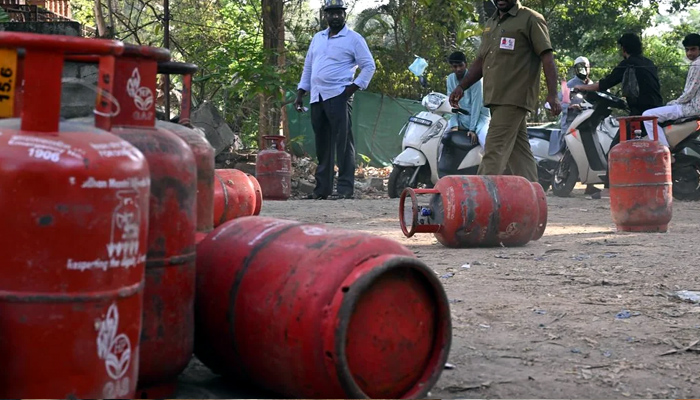 LPG ਗੈਸ ਸਿਲੰਡਰ ਵਾਪਸ ਕਰਨ ''ਤੇ ਮਿਲਣਗੇ 500 ਰੁਪਏ, ਜਾਣੋ ਪੂਰੀ ਪ੍ਰਕਿਰਿਆ